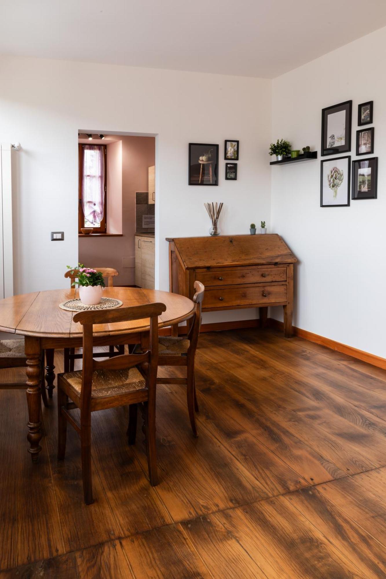 Alla Piana Appartement Varallo Buitenkant foto