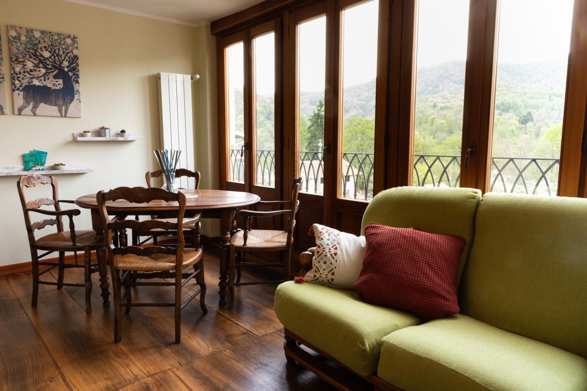 Alla Piana Appartement Varallo Buitenkant foto
